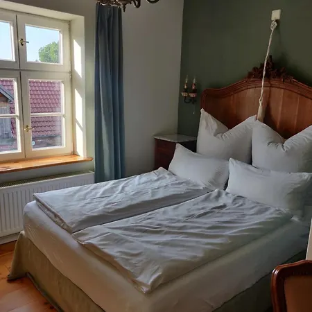 Schuberts Oderbruch Landpension Bed & Breakfast *