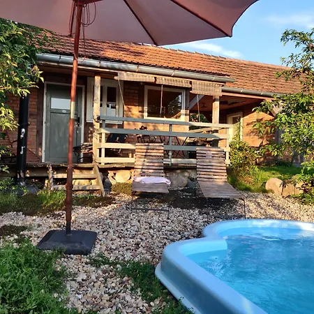 Schuberts Oderbruch Landpension 住宿加早餐酒店 Neulewin